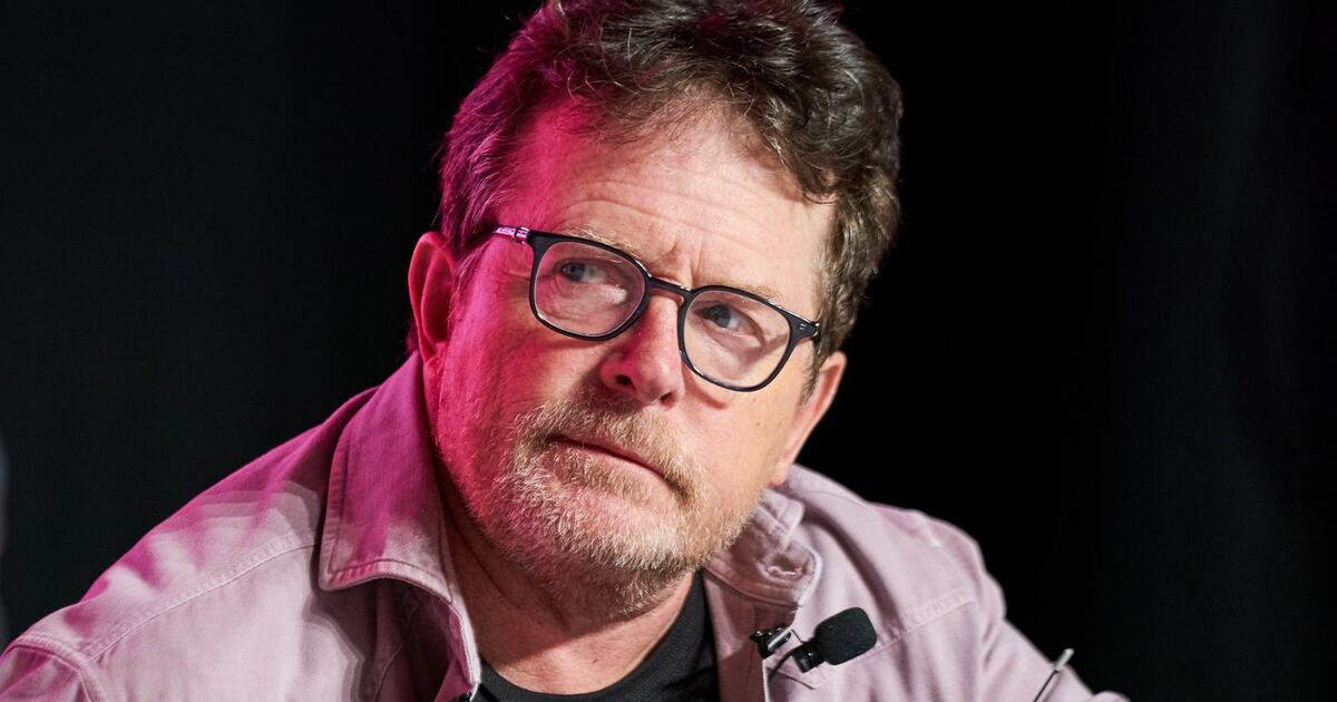 Michael J. Fox bei den Emmys für sein Engagement im Kampf gegen Parkinson ...