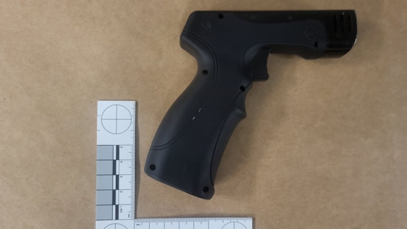 Gun-shaped lighter prompts multiple police reports about armed man in New Westminster, B.C.