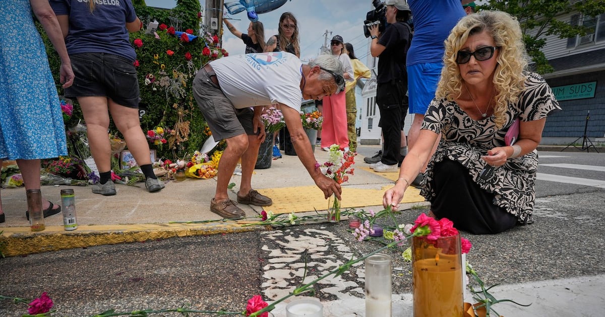 Lawmakers demand answers after 'bombshell' report of ICE officer shooting ...