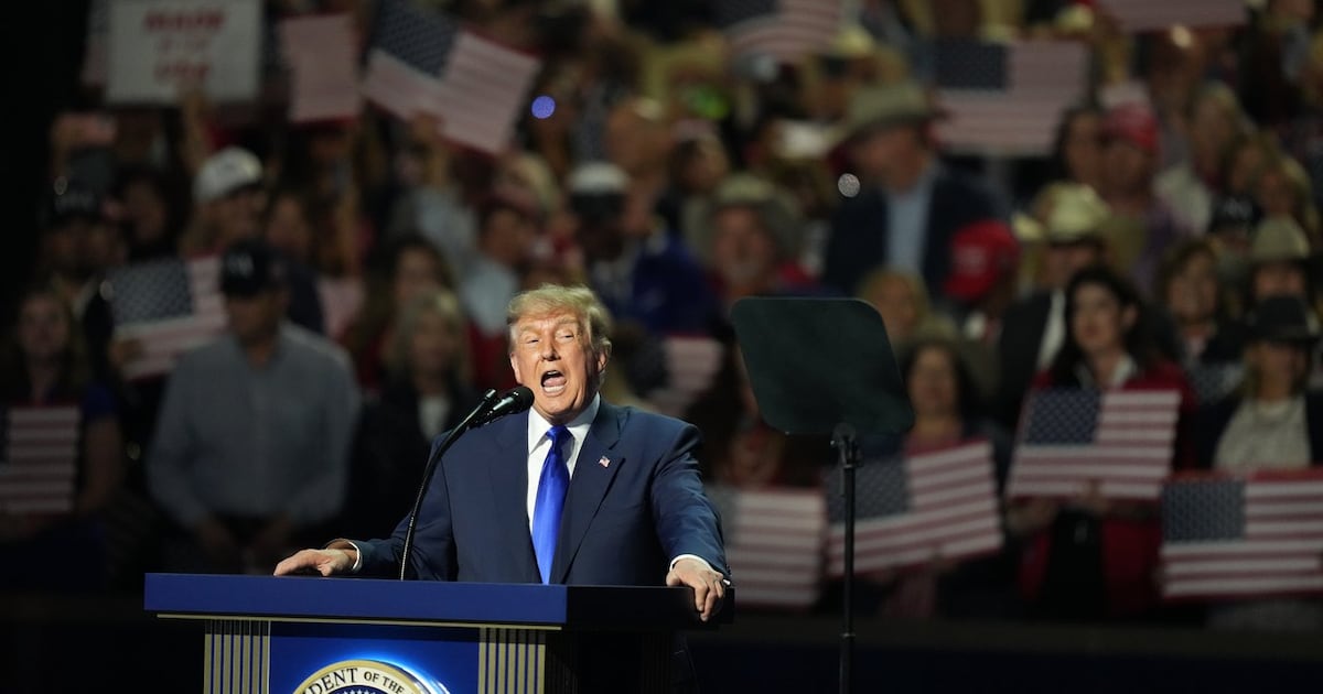 Trump supporters echo leader's criticism of Canada in Dallas