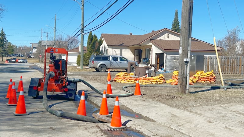 Anger grows as Chelmsford, Ont., residents face extensive flood damage to their homes
