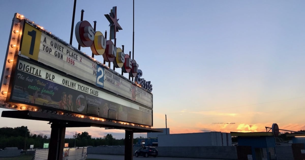 Barrie Drive In Sunset Barrie Drive-in Theatre reopens for business