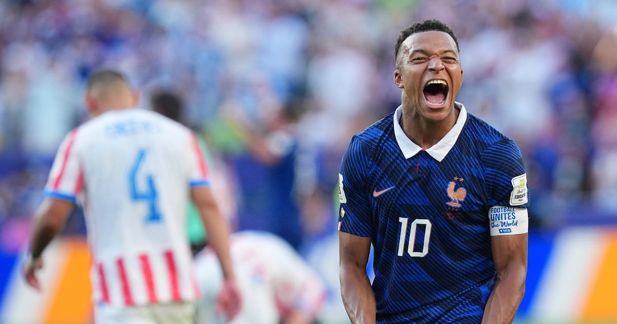 Mbappé wehrt sich nach Frankreichs Sieg gegen rassistische Tirade einer ...