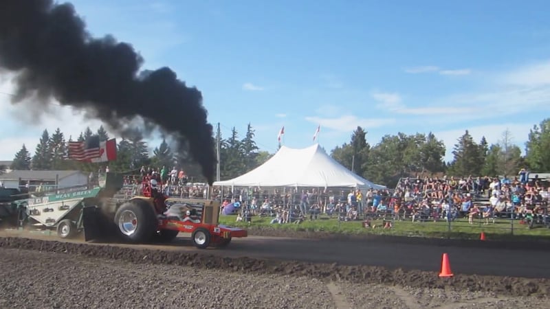 ‘Unbelievable entertainment’: Engines fall silent at Manitoba’s longest-running tractor pull