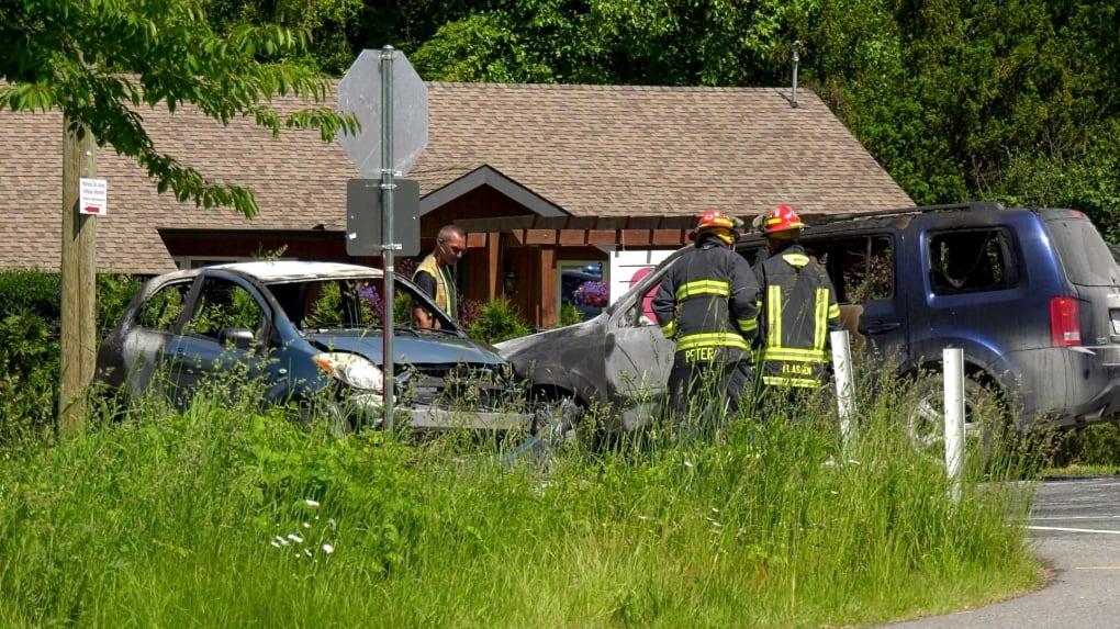 Fiery 3 Driver in fiery 3-vehicle crash failed to stop at a new stop sign: RCMP