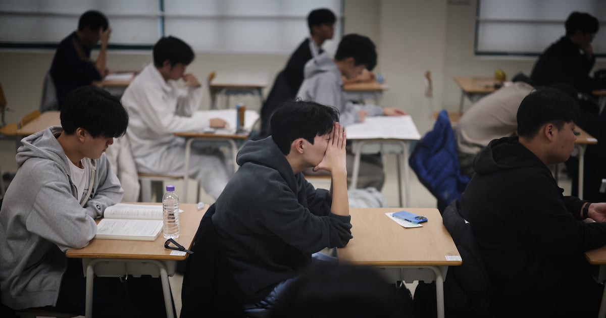 AI glasses are aiding cheating in exams. Test-obsessed Asia is ground zero