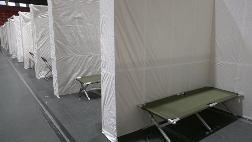 Montreal’s new emergency shelters see high demand amid cold and snow