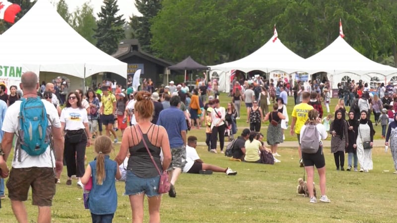 High winds force Edmonton Heritage Festival to shut down