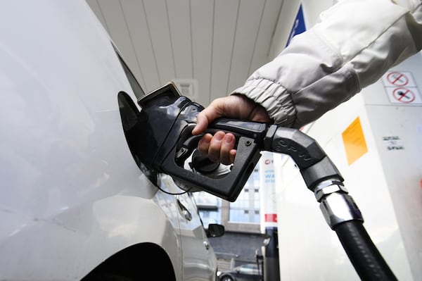 Small majority of Manitobans want gas tax scrapped or reduced: poll