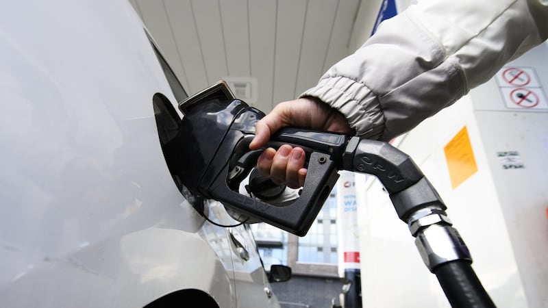 Small majority of Manitobans want gas tax scrapped or reduced: poll