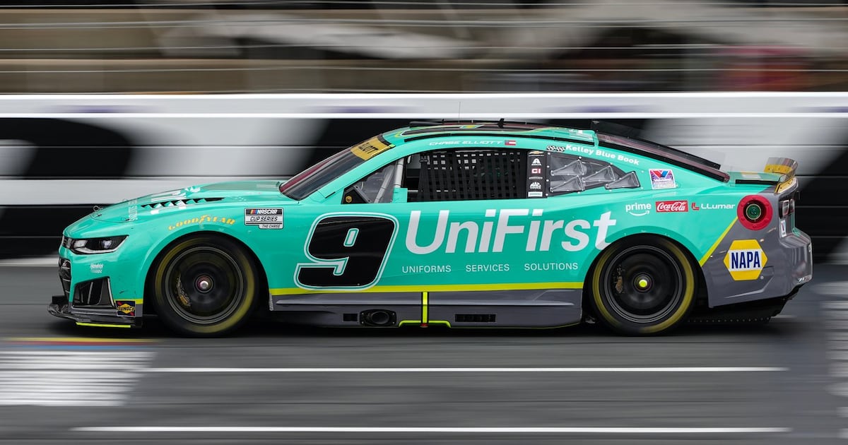 Chase Elliott verzichtet aus Respekt vor Kyle Busch auf die Nominierung ...