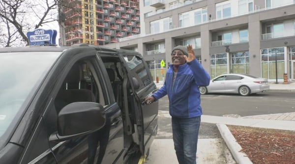 ‘It’s unbearable’: Ottawa taxi drivers struggle amid surging gas prices