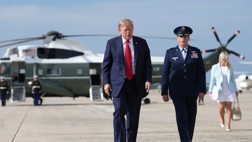 Controllers warned Trump copter pilots about radio failures 1 week before they came close to jet