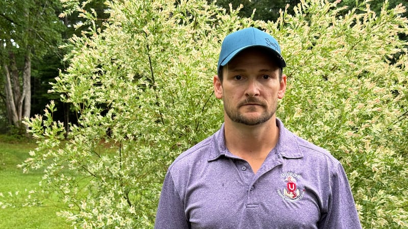 Chelsea, N.S. man ‘infuriated’ police lifted emergency alert before man with gun is caught