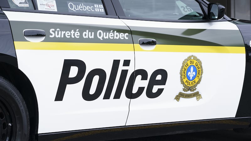 2 drivers stopped speeding 180 km/h on Gatineau, Que. highway this weekend