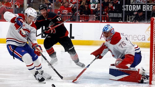 Hurricanes, Canadiens take 1-1 series in the Eastern Conference Final to Canada for Monday's Game 3