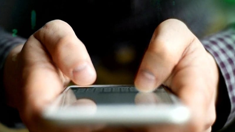 Phony fines: Calgary police issue warning over scam texts