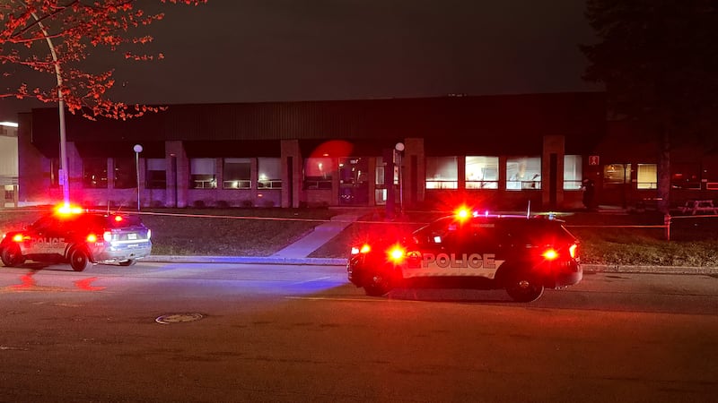 Suspicious fire ignites at Dorval industrial park