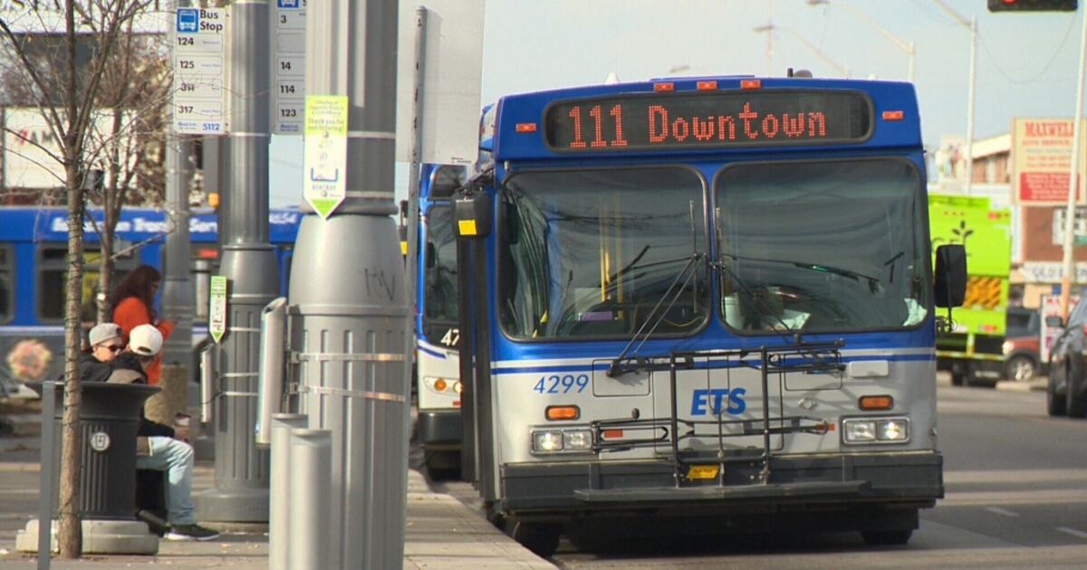 Transit fares resume Monday in Edmonton