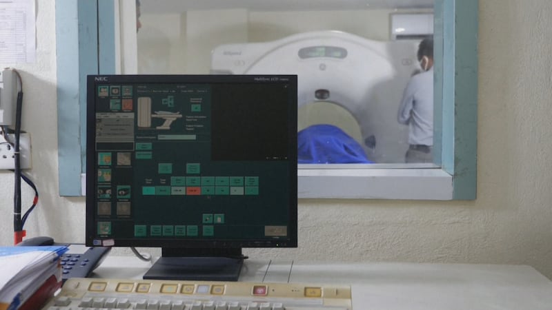 Alberta government opens applications for next round of cancer research grant