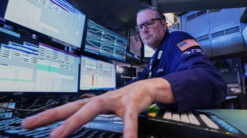 Stocks recover losses, and oil prices ease as calm returns to financial markets worldwide