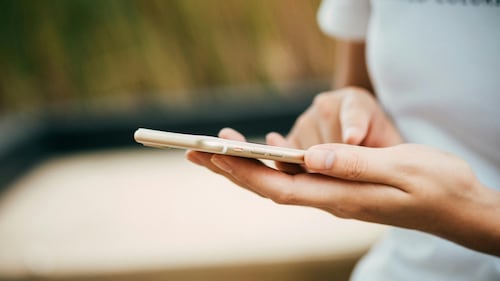 ‘Appy marriages: AI helps hundreds of Japanese wed