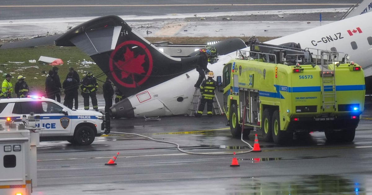 ‘I feel it in my bones': Longtime air traffic controller on N.Y. plane crash