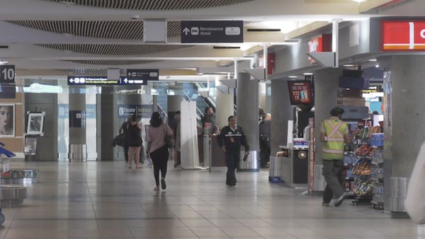 Measles exposure at Edmonton International Airport prompts AHS warning