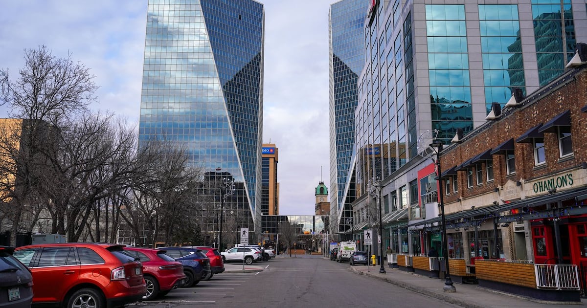 Regina mosque pausing use of speakers to amplify call to prayer in city's downtown