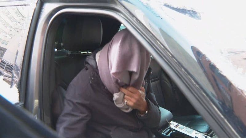 Montreal landlord facing charges after deadly Old Montreal fire has lawyer’s licence suspended