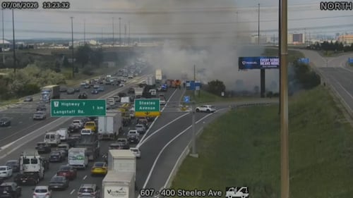 Crews put out grass fire that caused earlier problems for drivers on Hwy. 400 north of Toronto