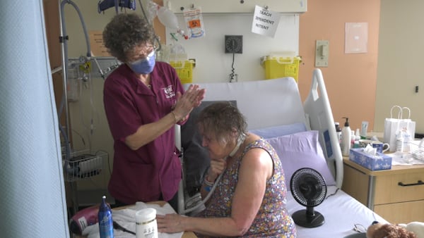 ‘It’s a blessing to have them:’ Hospital volunteers bring comfort and care to patients with hair washes