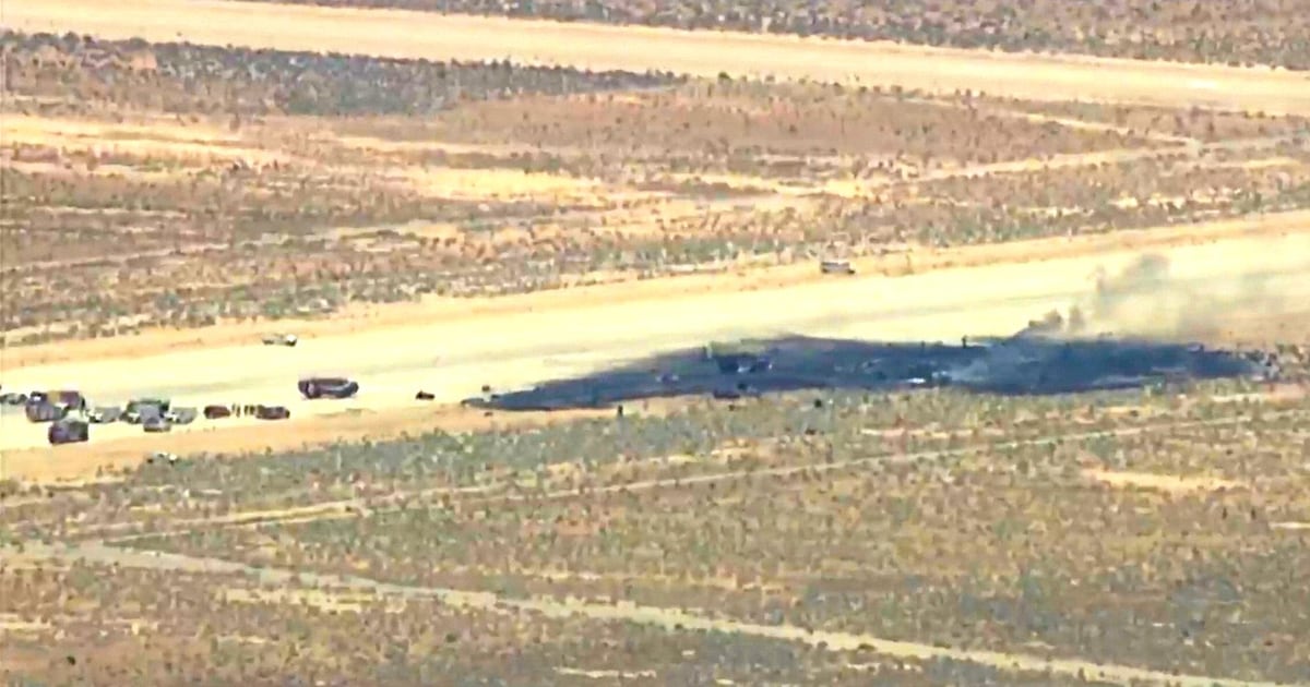 B-52 on test flight was airborne for over 3 minutes before crashing, killing 8