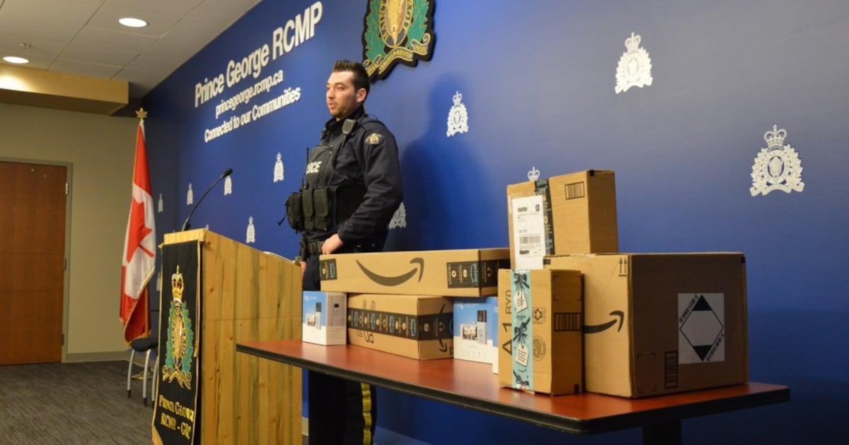 Exploding Bait Package For Thieves Police using 'bait packages' to nab parcel thieves in B.C. community