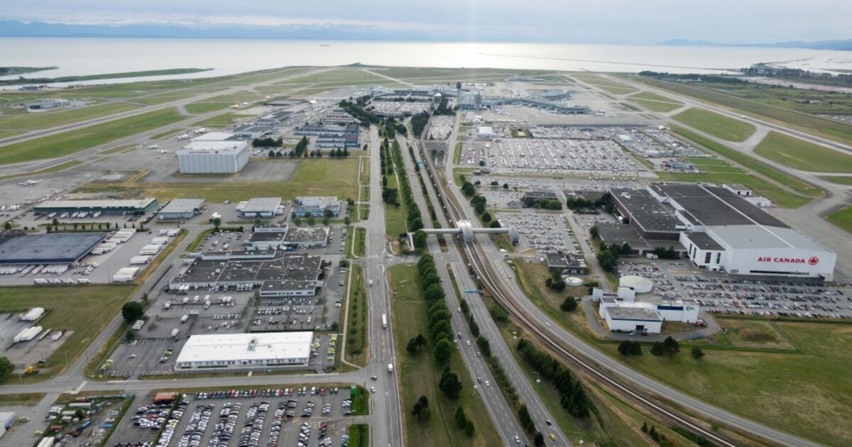 Rising sea levels threaten YVR with severe flooding, Senate report says