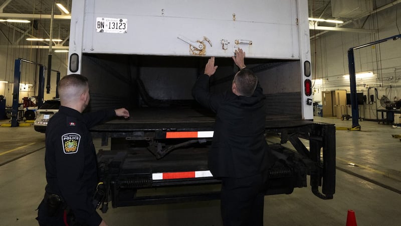 Prosecutors drop charges against jeweller accused in Pearson airport gold heist