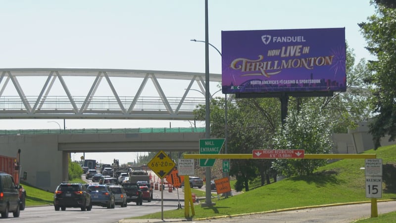 Flood of online gambling ads in Alberta concerns addictions researcher