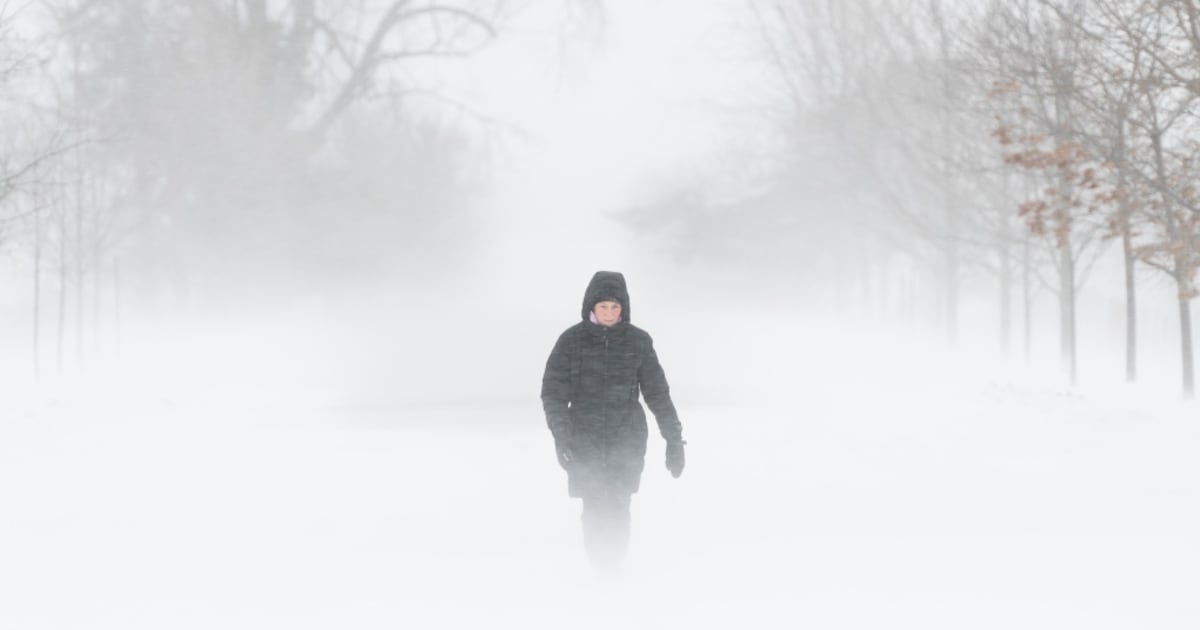 Weather Strand Storms, extreme weather shut down power and strand holiday travellers ...
