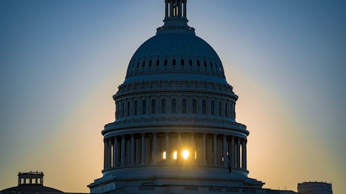 Illinois man charged with mailing white powder to members of Congress