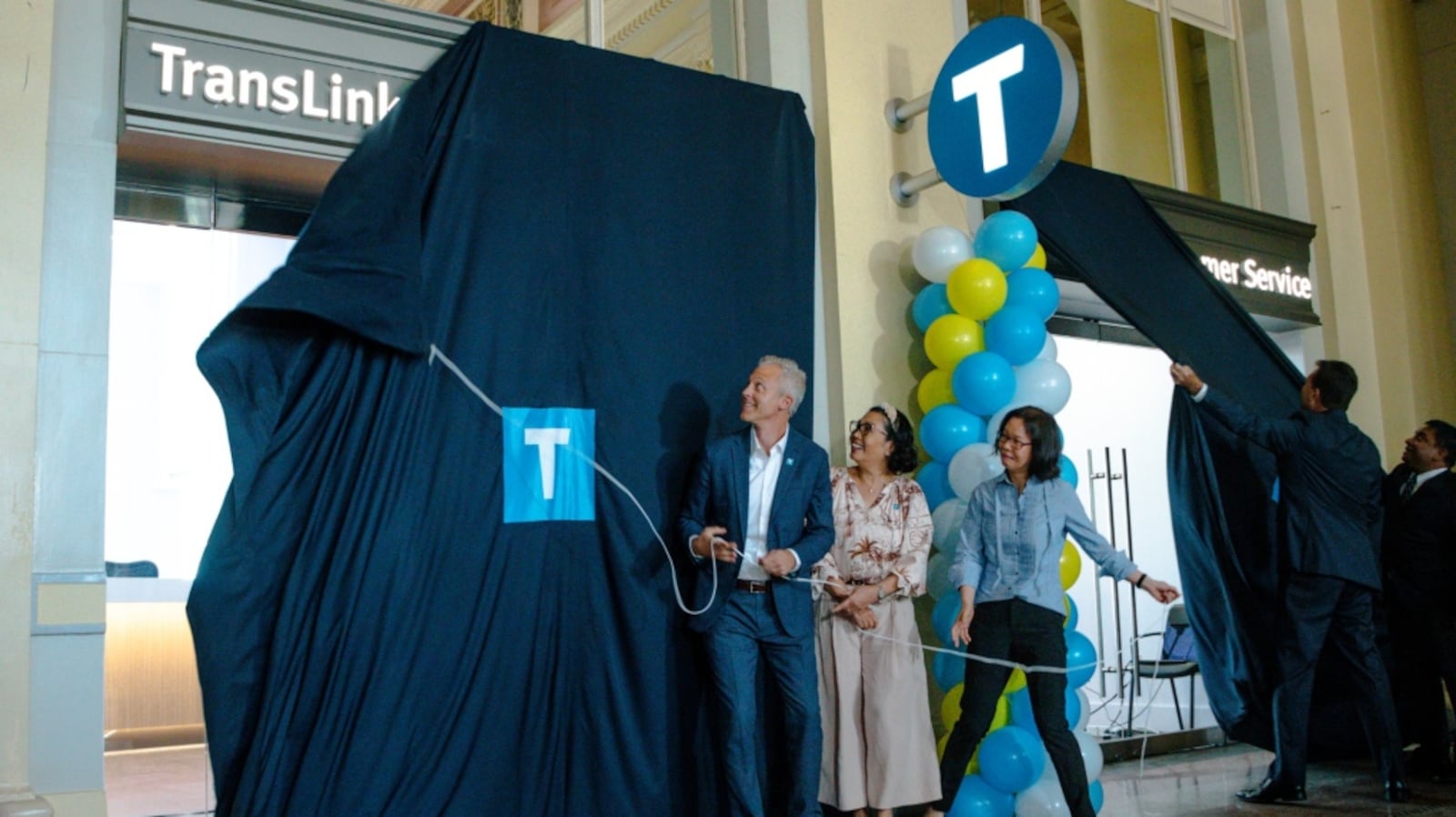 Translink Seniour New TransLink customer service centre opens to public at Waterfront Station