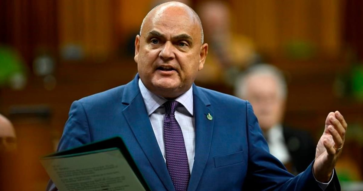 Conservative MP Larry Brock announces he will resign next month