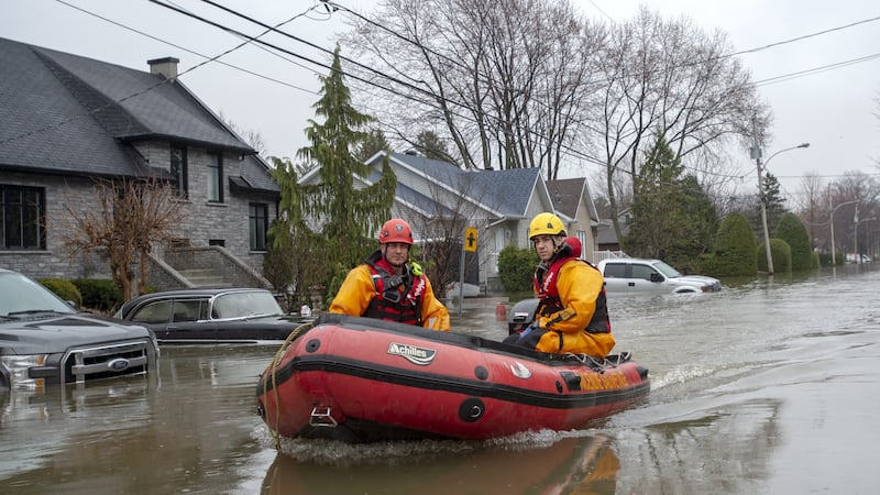 Quebec delays publication of new flood zone maps