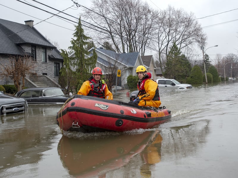 Quebec delays publication of new flood zone maps