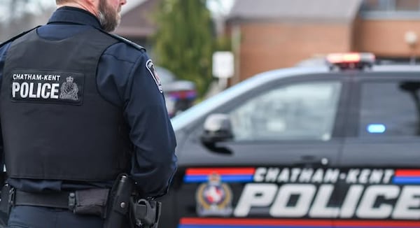 Chatham-Kent police close Queens Line for serious collision