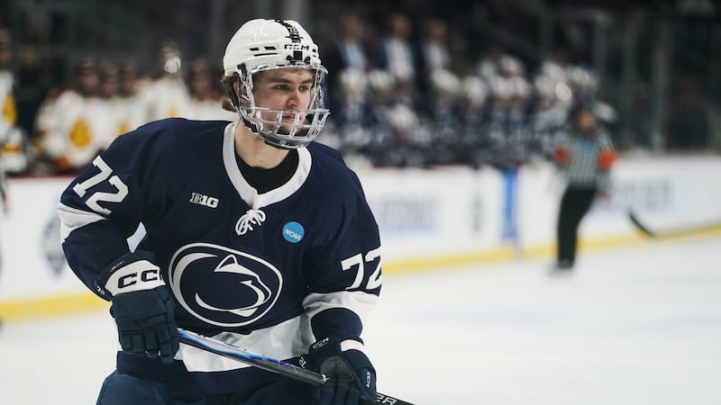 Toronto Maple Leafs win NHL draft lottery, Canucks will pick third