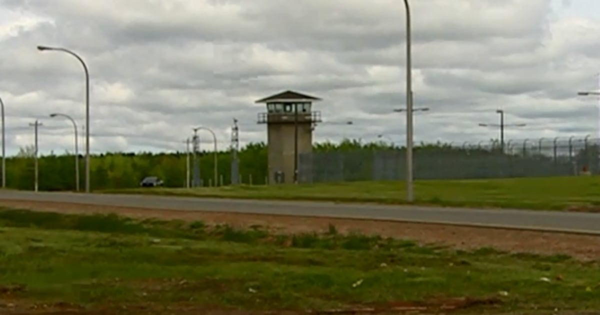 Inmate assaults staff at Springhill Institution: CSC
