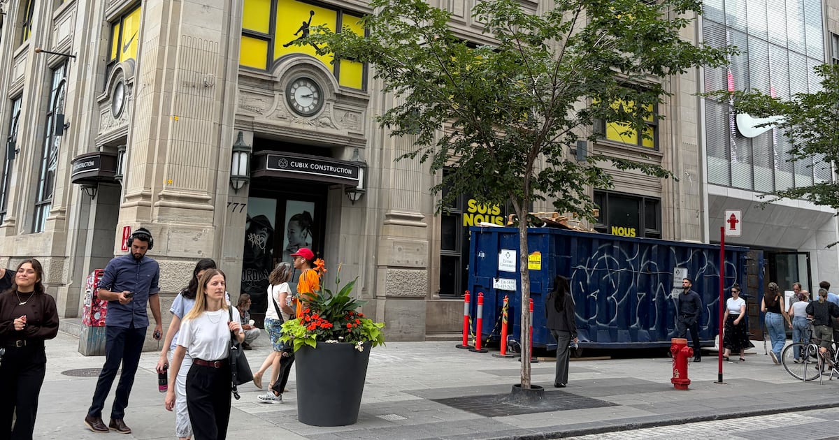 Heritage Montreal accuses retail store of gutting century-old building downtown