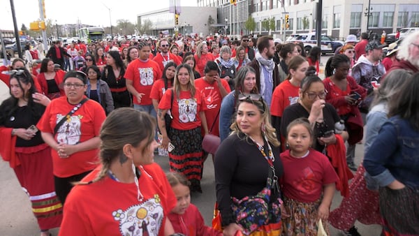 ‘Breaking the silence’: Saskatoon gathers to raise awareness on Red Dress Day