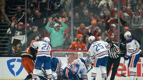 NHL Commissioner Bettman backs ruling that allowed Ducks' OT goal to stand in Game 4 win vs. Oilers