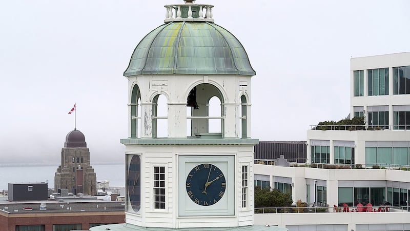 N.S. premier open to permanent daylight time if rest of Atlantic region agrees